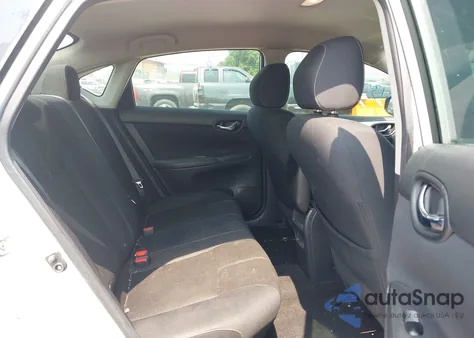 2017 Nissan Sentra S z USA, uszkodzony, nr VIN 3N1AB7AP8HY204777